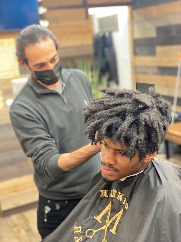 Why Barbers Recommend Clarifying Shampoo Before a Major Hairstyle Change